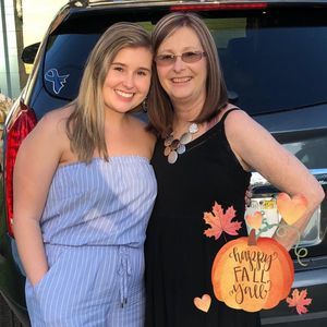 Meet your Posher, Theresa